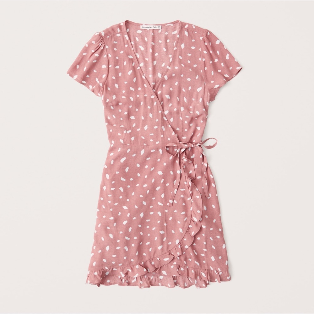 Pink speckled wrap dress Abercrombie & Fitch with sleeves short dress super cute